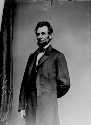 lincoln_selfstanding